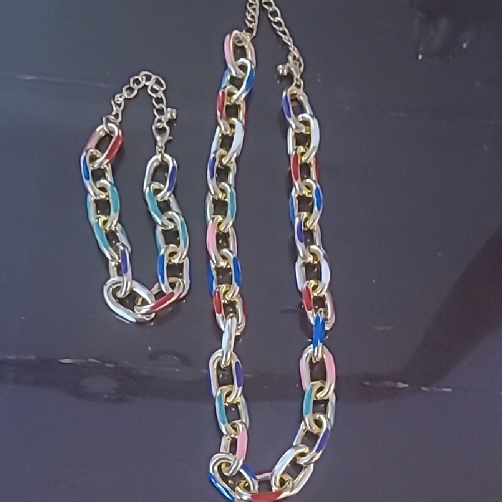 Multicolor Chain Link Necklace